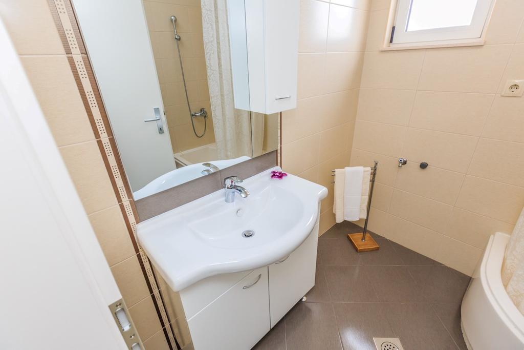 Apartments Rogulj Рогозница Номер фото